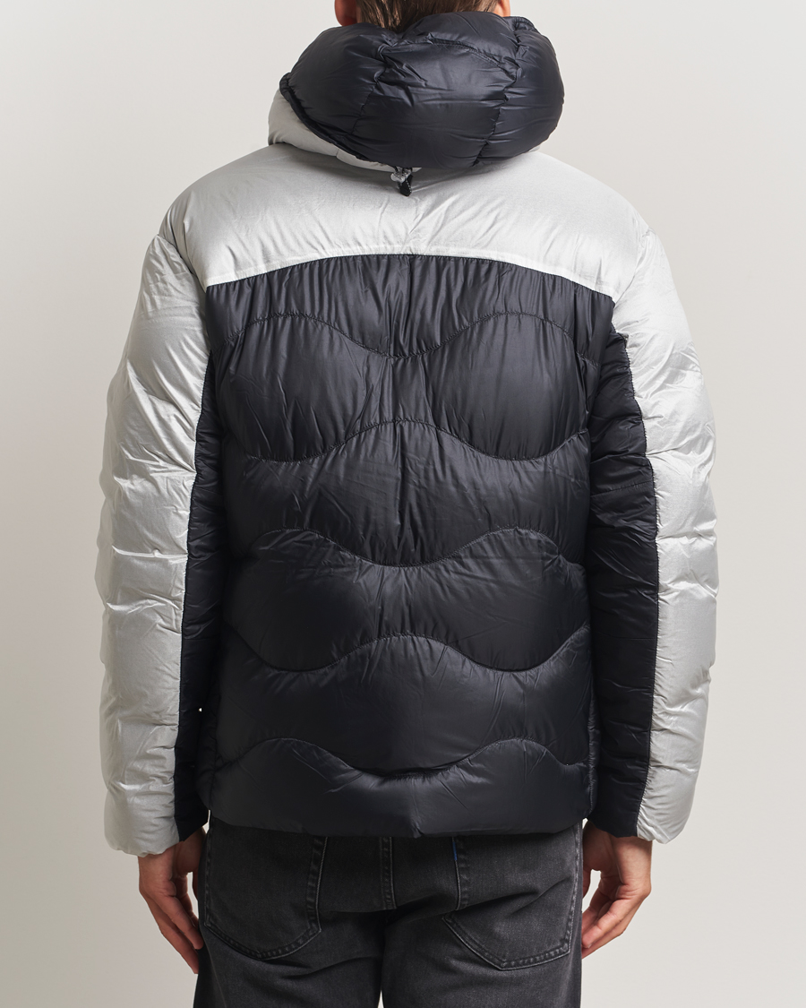Herre | Jakker | Peak Performance | Helium Diamond Fused Hooded Down Jacket Black/Antarctica