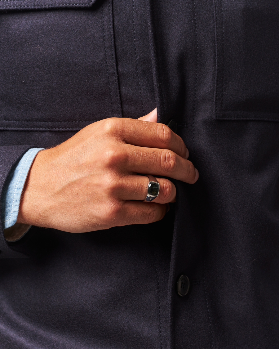 Herre | Smykker | Tom Wood | Kay Ring Black Larvikite