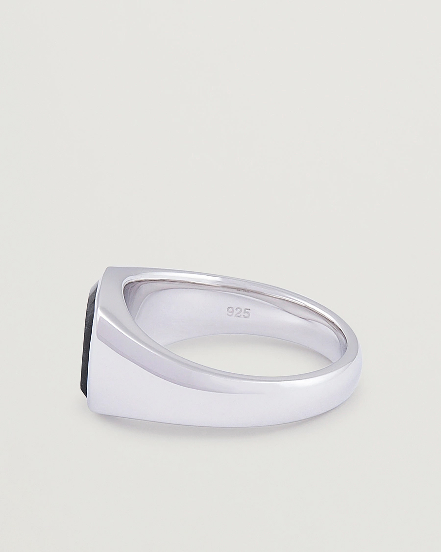 Herre | Smykker | Tom Wood | Kay Ring Black Larvikite