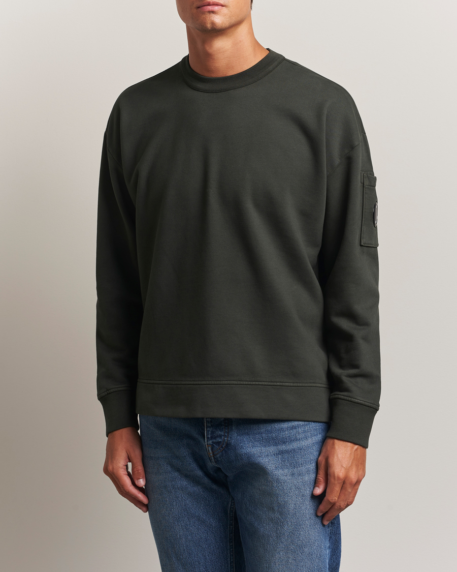 Herre | Gensere | C.P. Company | Brushed Emerized Fleece Lens Sweatshirt Dark Green