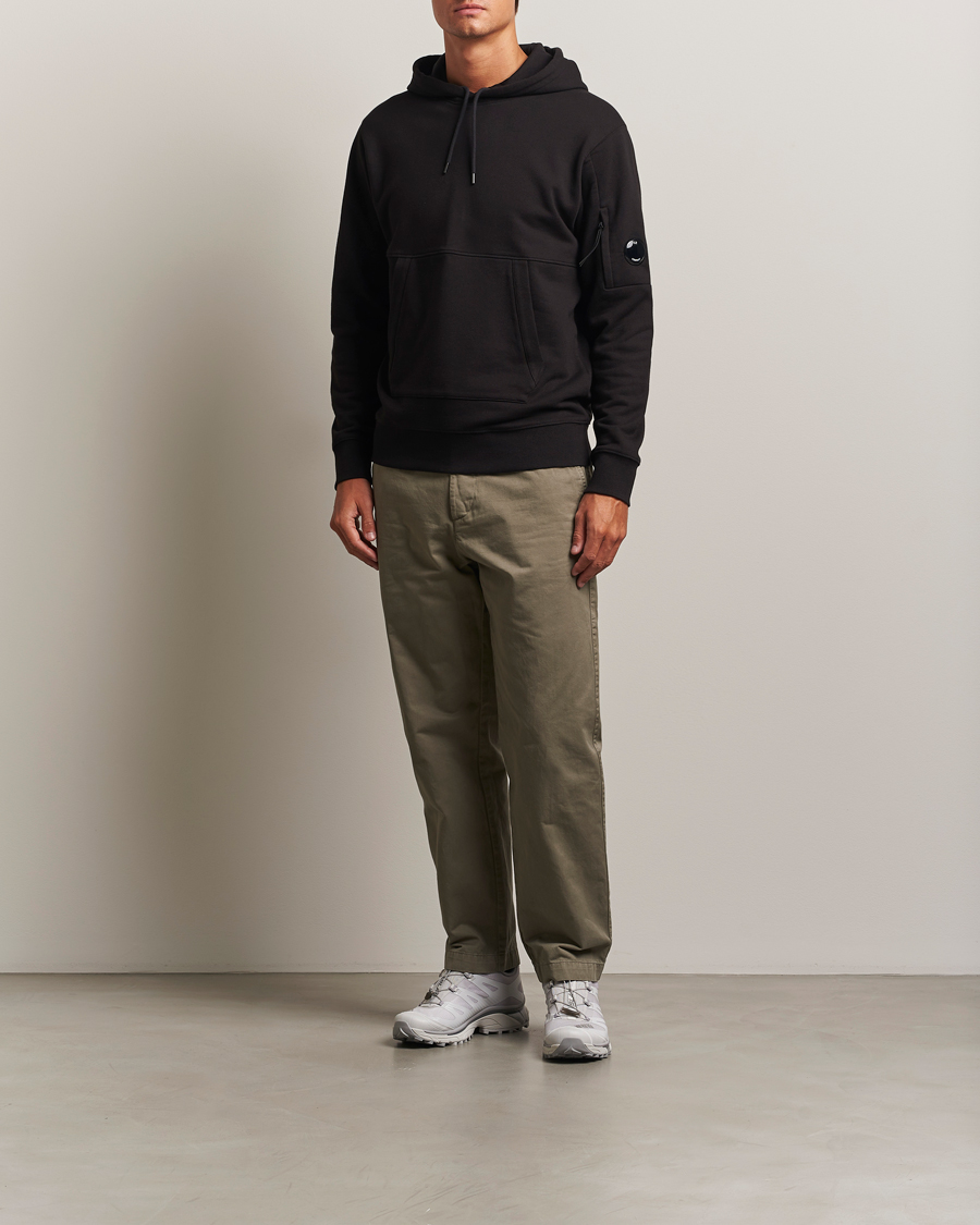 Herre | Gensere | C.P. Company | Diagonal Raised Fleece Lens Hood Black