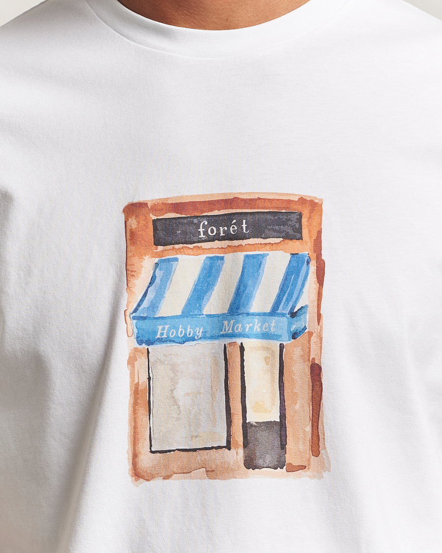 Herre | T-Shirts | Forét | Market T-Shirt White