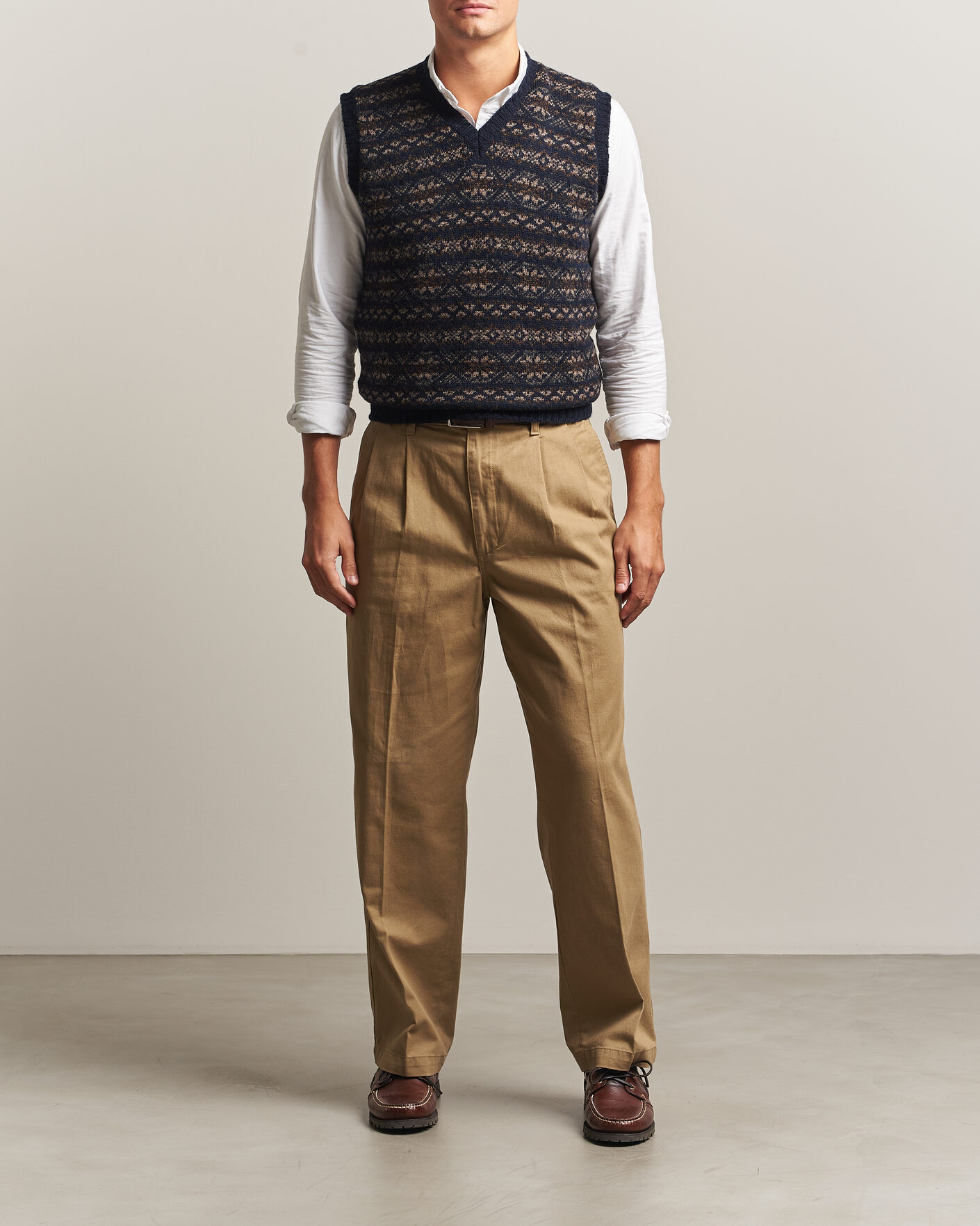 Herre | Gensere | Jamieson's of Shetland | Jamiesons Of Shetland All Over Fair Isle Slipover Navy