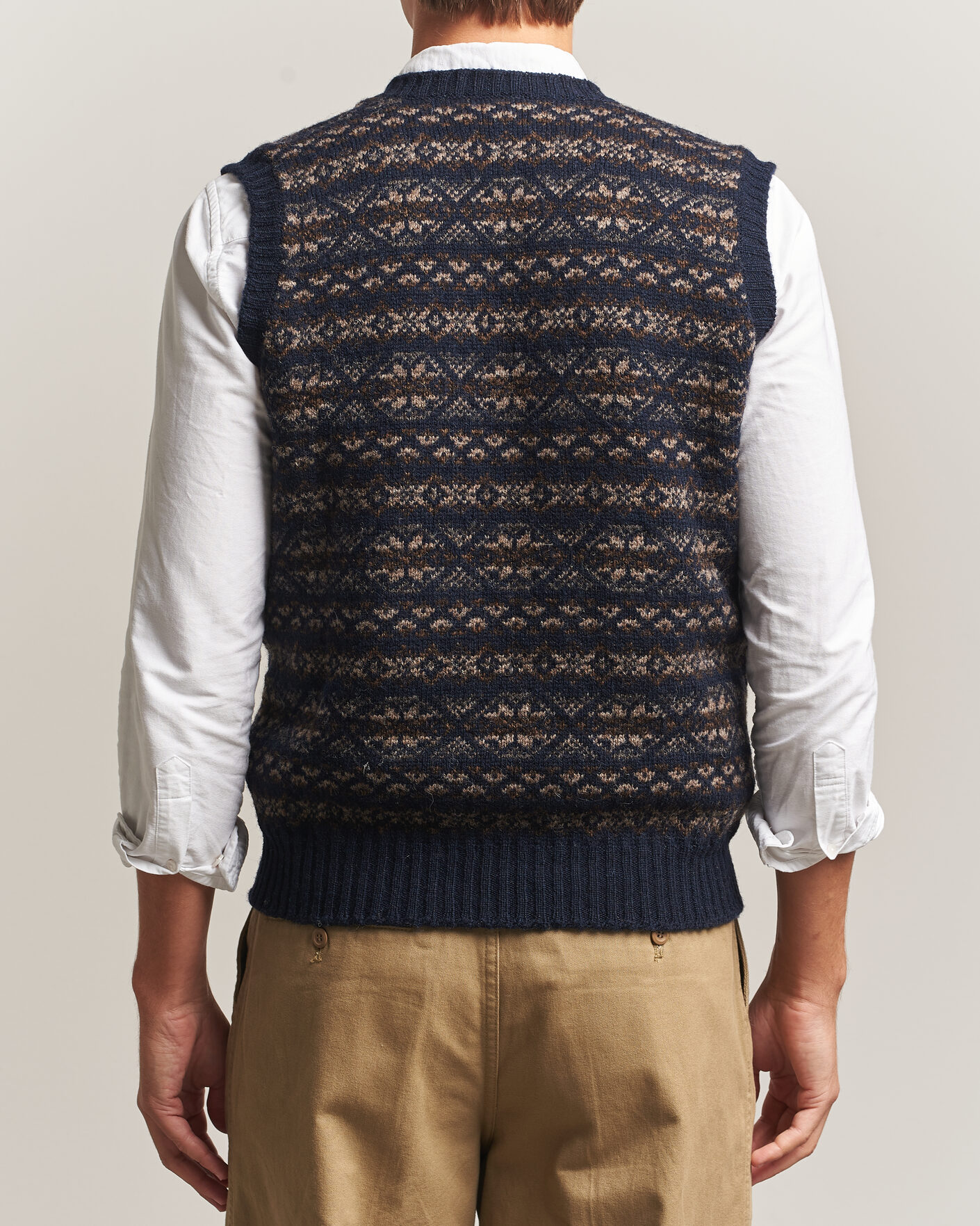 Herre | Gensere | Jamieson's of Shetland | Jamiesons Of Shetland All Over Fair Isle Slipover Navy