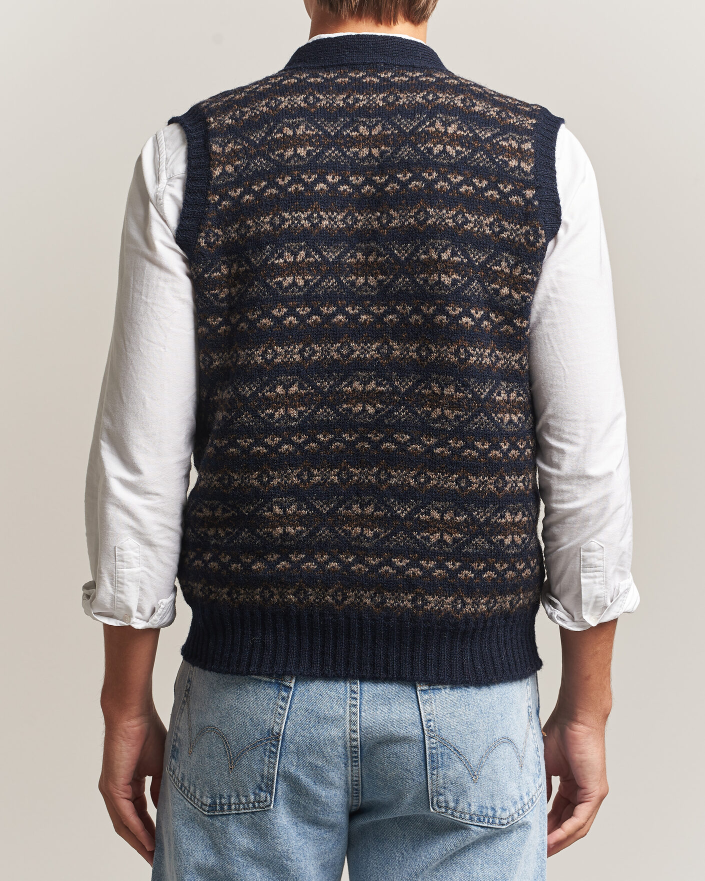 Herre | Gensere | Jamieson's of Shetland | Jamiesons Of Shetland All Over Fair Isle Waistcoat Navy