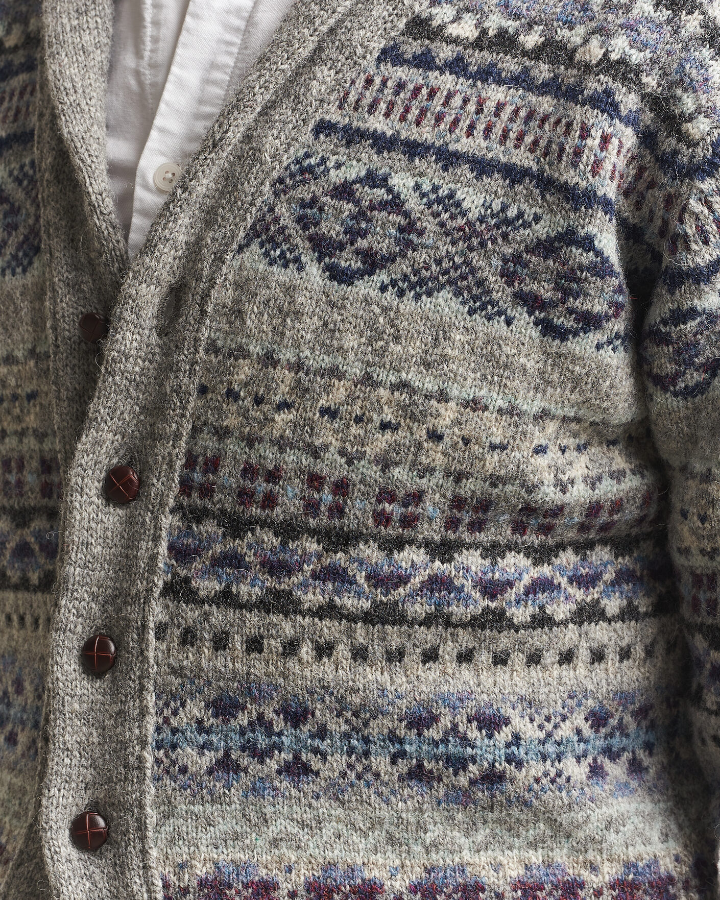 Herre | Gensere | Jamieson's of Shetland | Jamiesons Of Shetland All Over Fair Isle Shawl Collar Cardigan Grey
