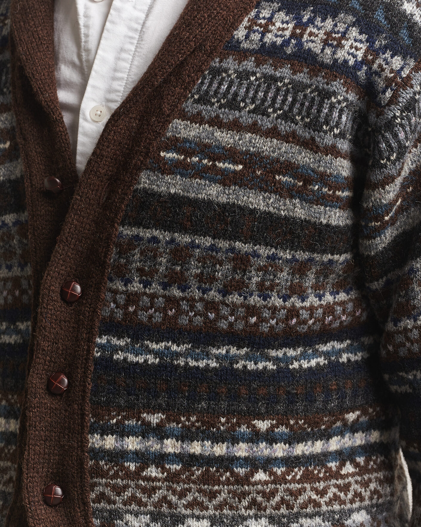 Herre | Gensere | Jamieson's of Shetland | Jamiesons Of Shetland All Over Fair Isle Shawl Collar Cardigan Brown