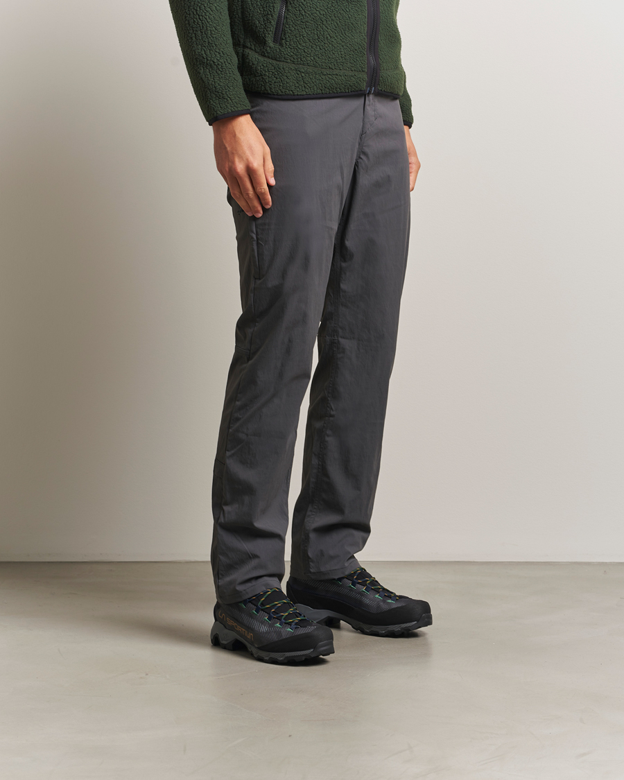 Herre | Tursko | La Sportiva | Aequilibrium GTX Hiking Boots Carbon/Jungle