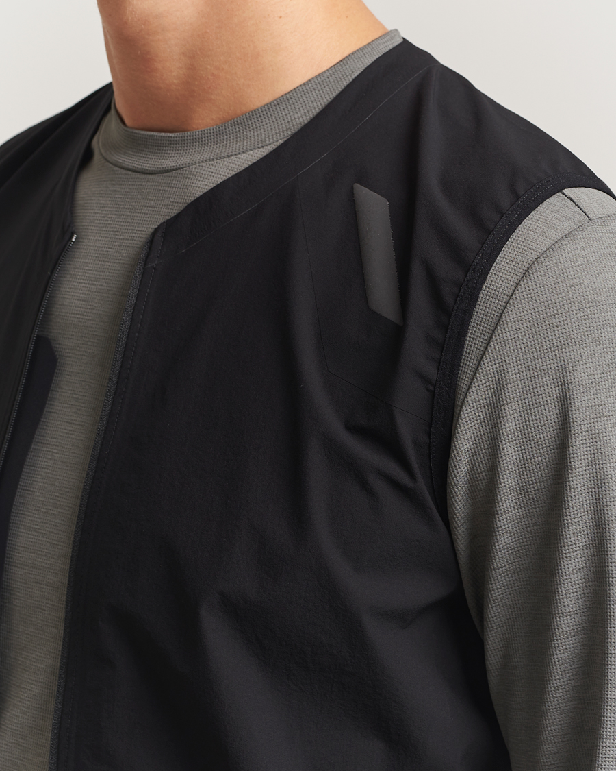 Herre | Vester | SOAR Running | Rainout Gilet Black