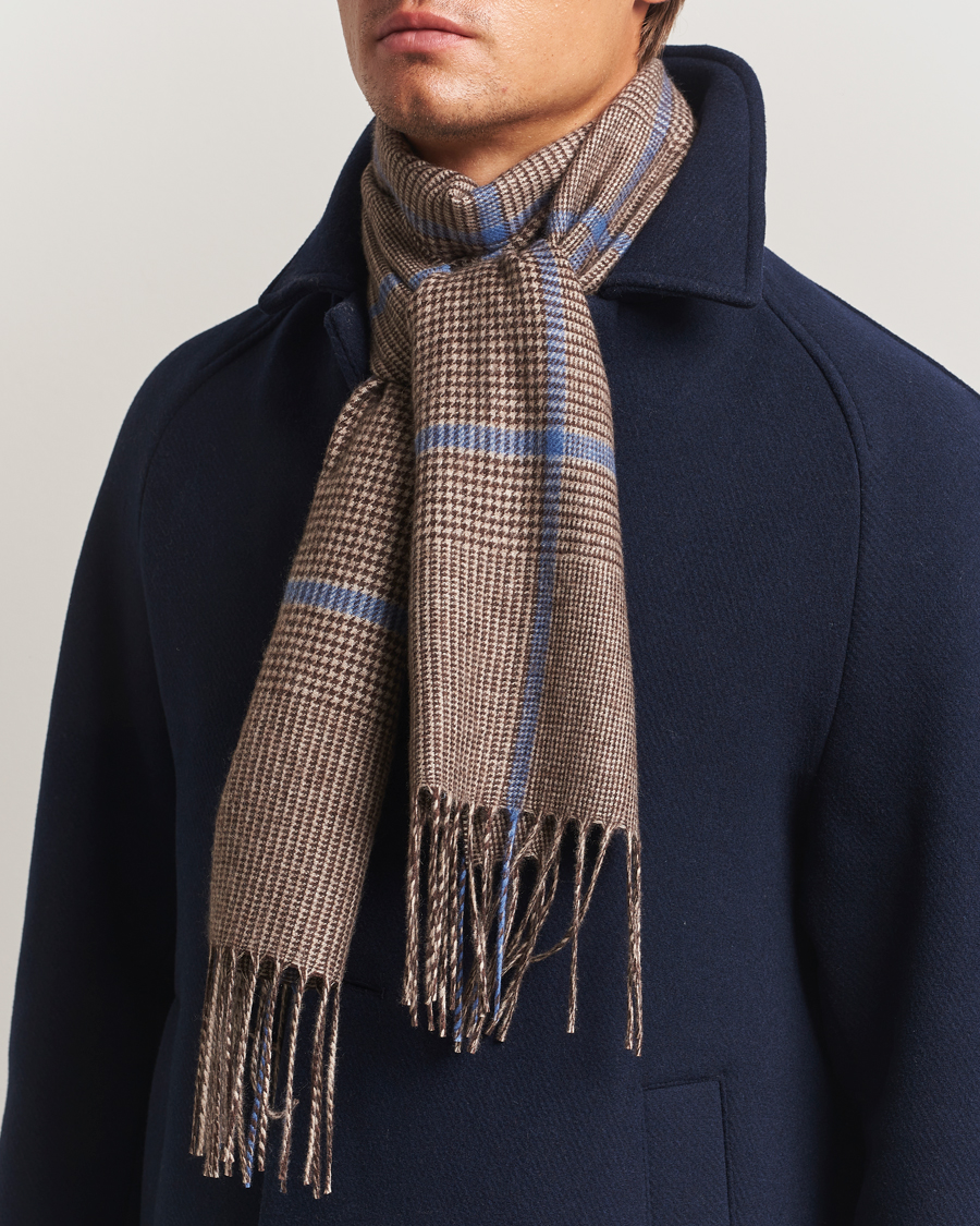 Herre | Piacenza Cashmere Cashmere/Silk Overcheck Scarf Brown | Piacenza Cashmere | Cashmere/Silk Overcheck Scarf Brown