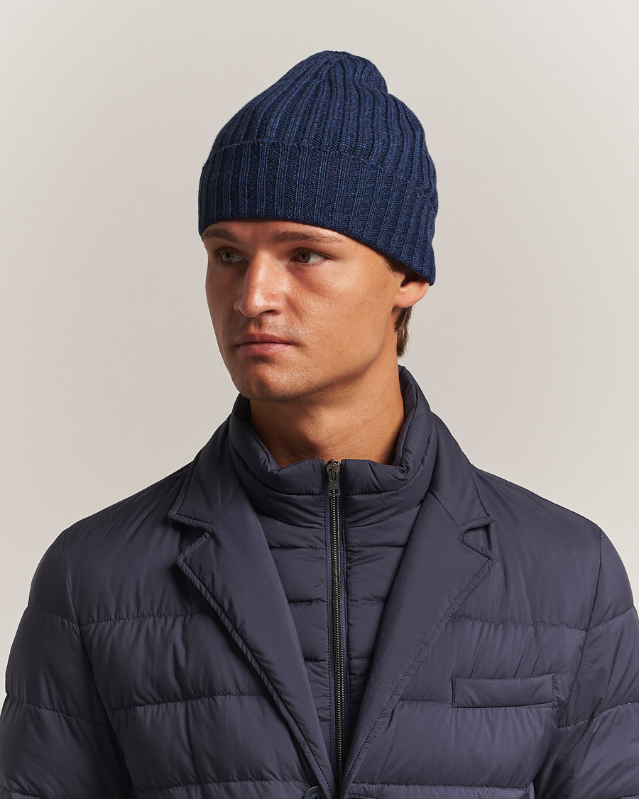 Herre | Luer | Piacenza Cashmere | Ribbed Cashmere Beanie Dark Blue