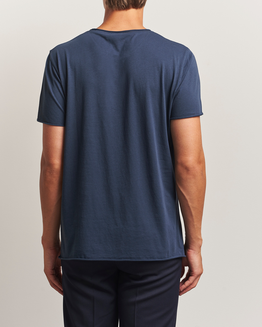 Herre | T-Shirts | Filippa K | Roll Neck Crew Neck T-Shirt Dusk Blue
