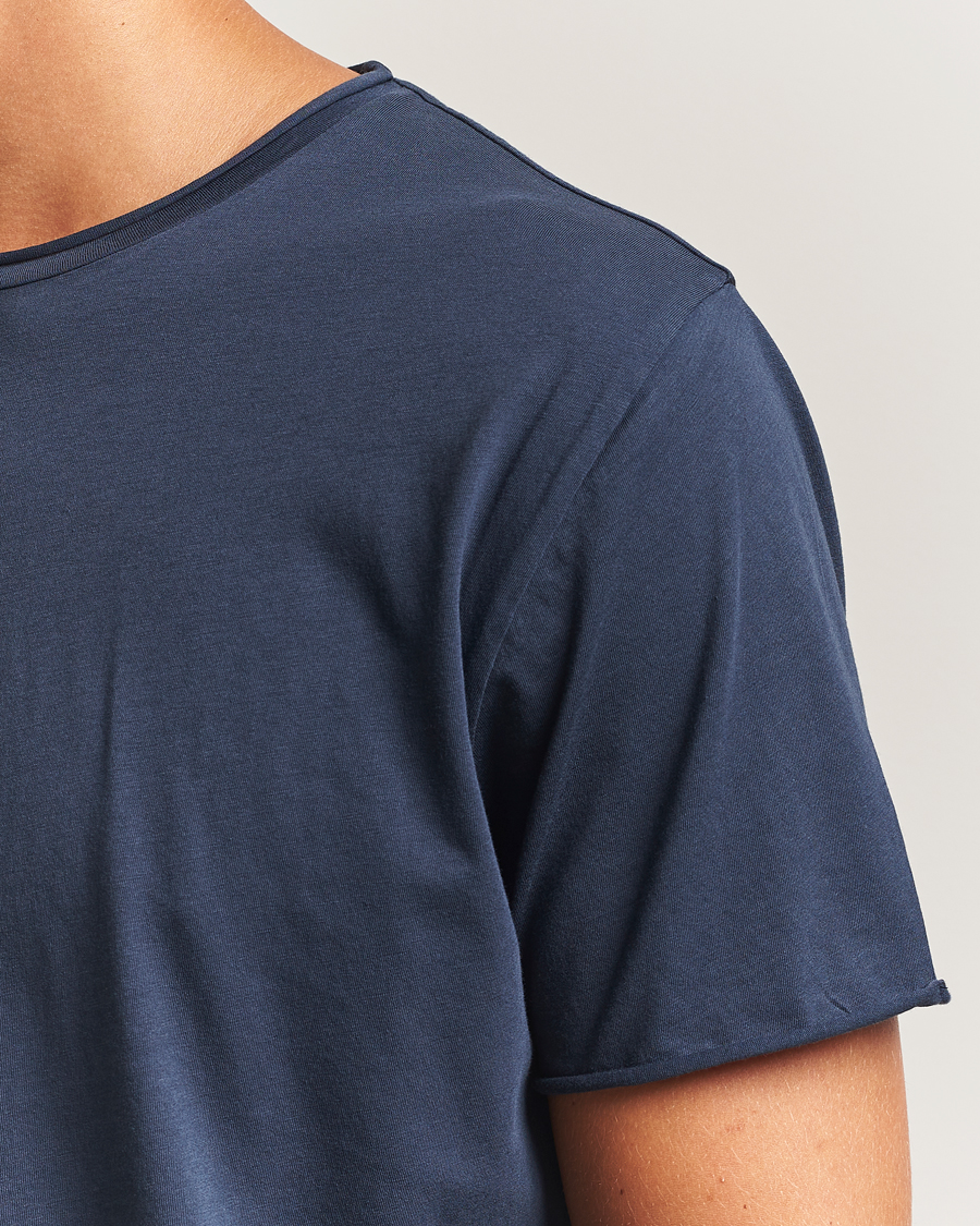 Herre | T-Shirts | Filippa K | Roll Neck Crew Neck T-Shirt Dusk Blue