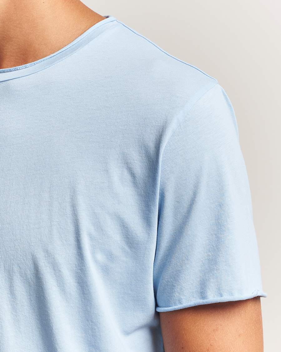 Herre | T-Shirts | Filippa K | Roll Neck Crew Neck T-Shirt Frost Blue