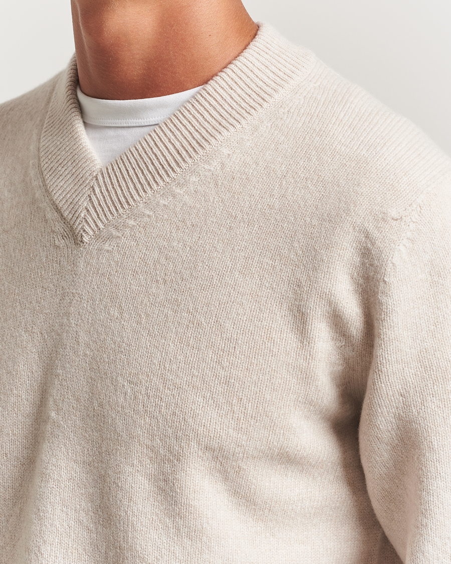 Herre | Gensere | Sunspel | Knitted Lambswool V-Neck Oatmeal Melange