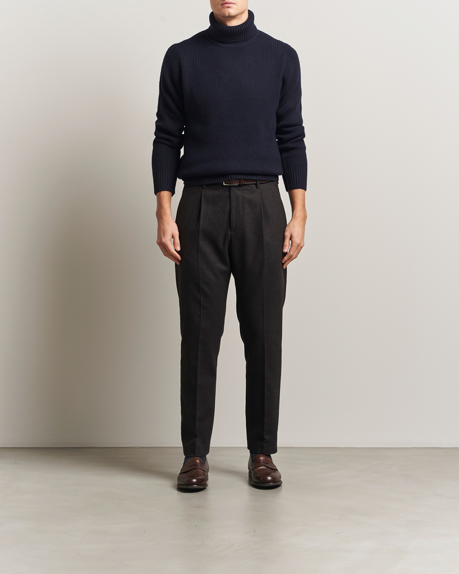 Herre | Gensere | Charles Tyrwhitt | Chunky Merino Roll Neck Navy