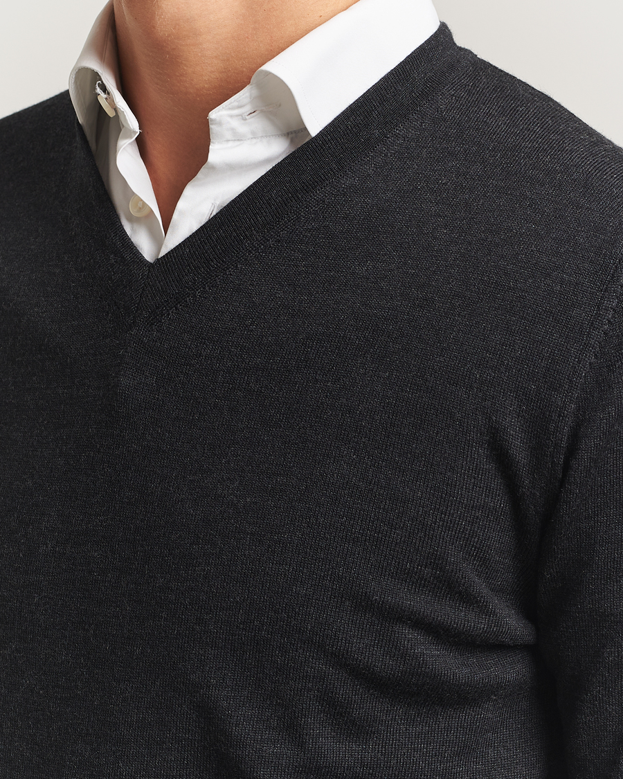 Herre | Gensere | Charles Tyrwhitt | Pure Merino V-Neck Jumper Dark Charcoal