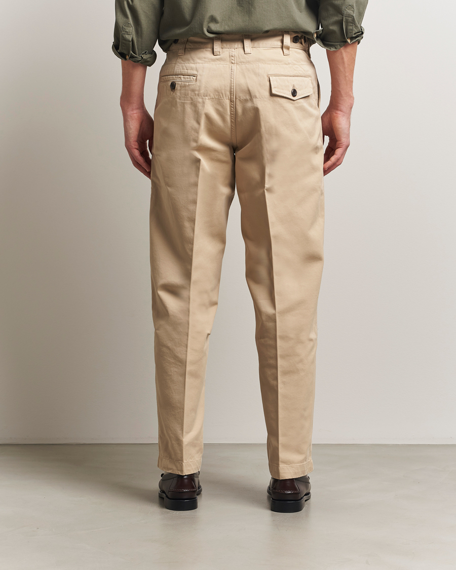 Herre | Bukser | Drake's | Flat Front Peached Cotton Chino Sand