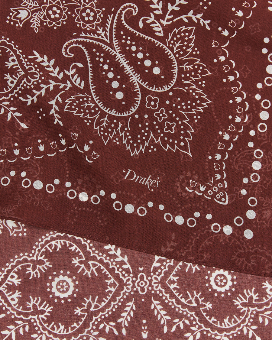 Herre | Scarves | Drake's | Paisley Bandana Red