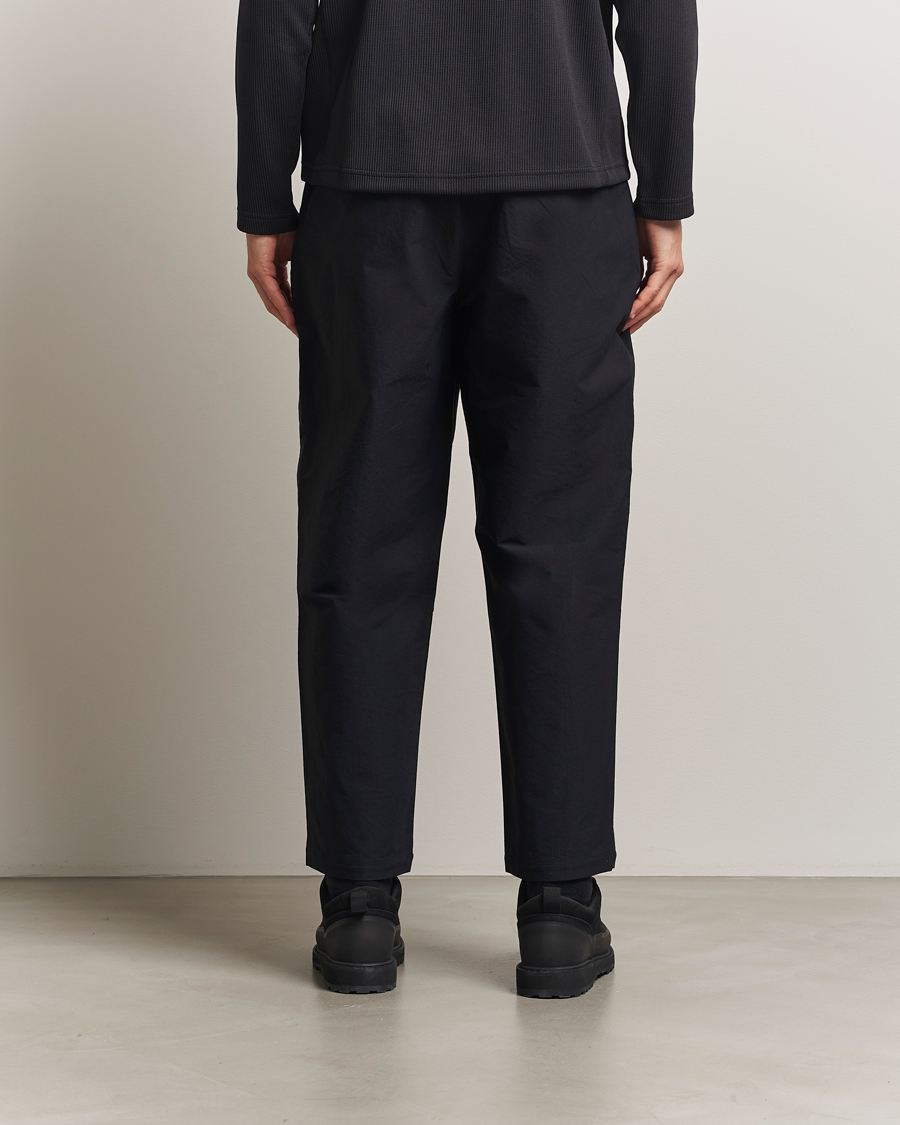 Herre | Bukser | Goldwin | One Tuck Tapered Pants Black