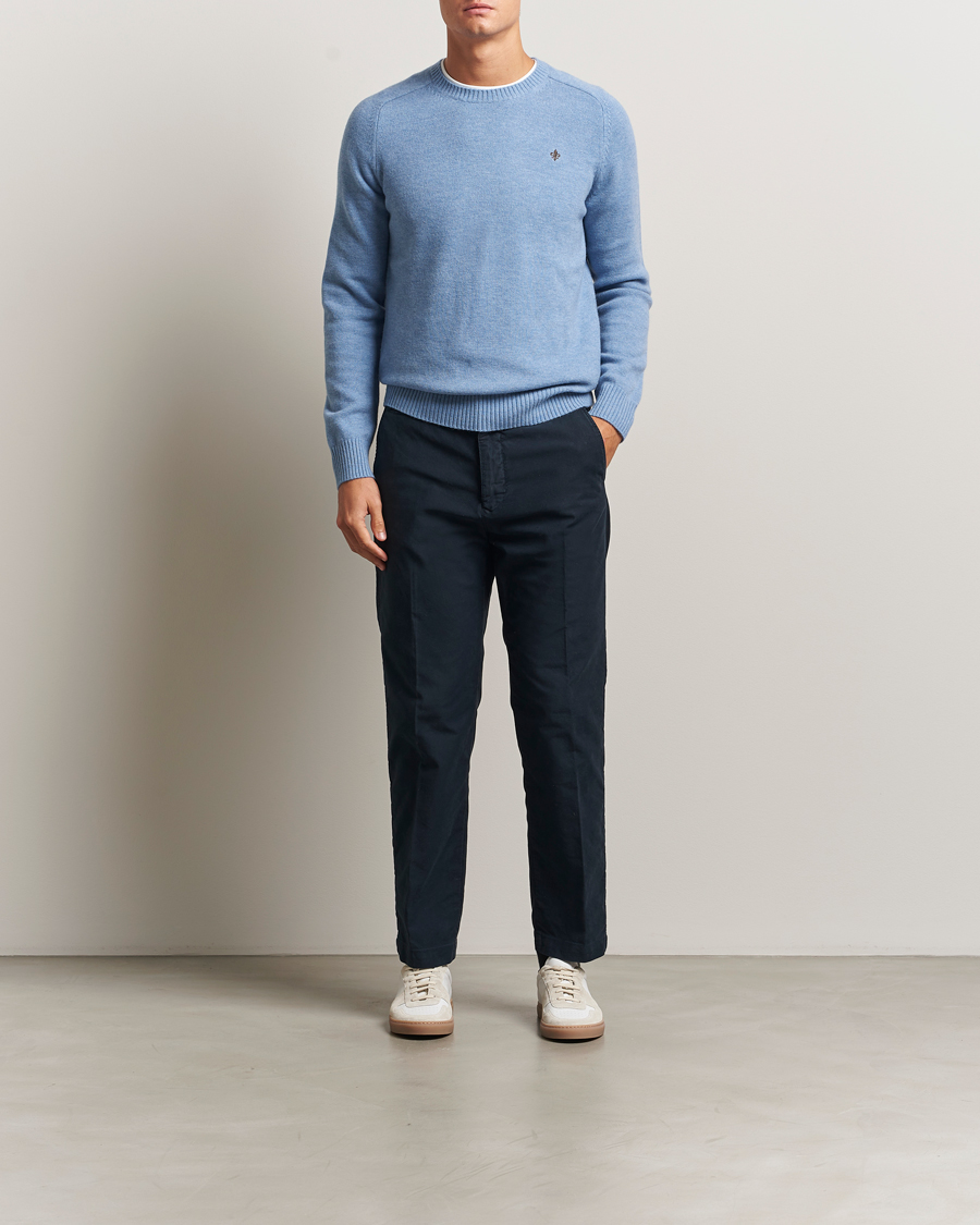 Herre | Gensere | Morris | Hertford Lambswool Merino Crew Neck Light Blue