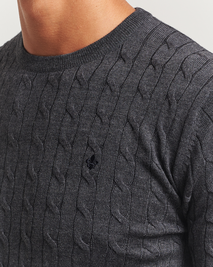 Herre | Gensere | Morris | Merino Cable O-Neck Grey