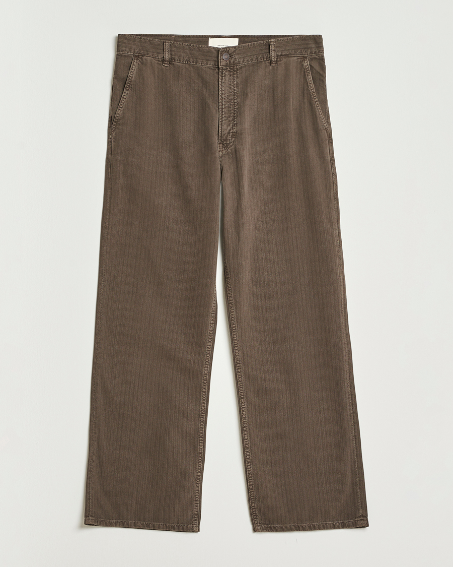 Herre | Bukser | Jeanerica | Genua Herringbone Twill Chino Brown