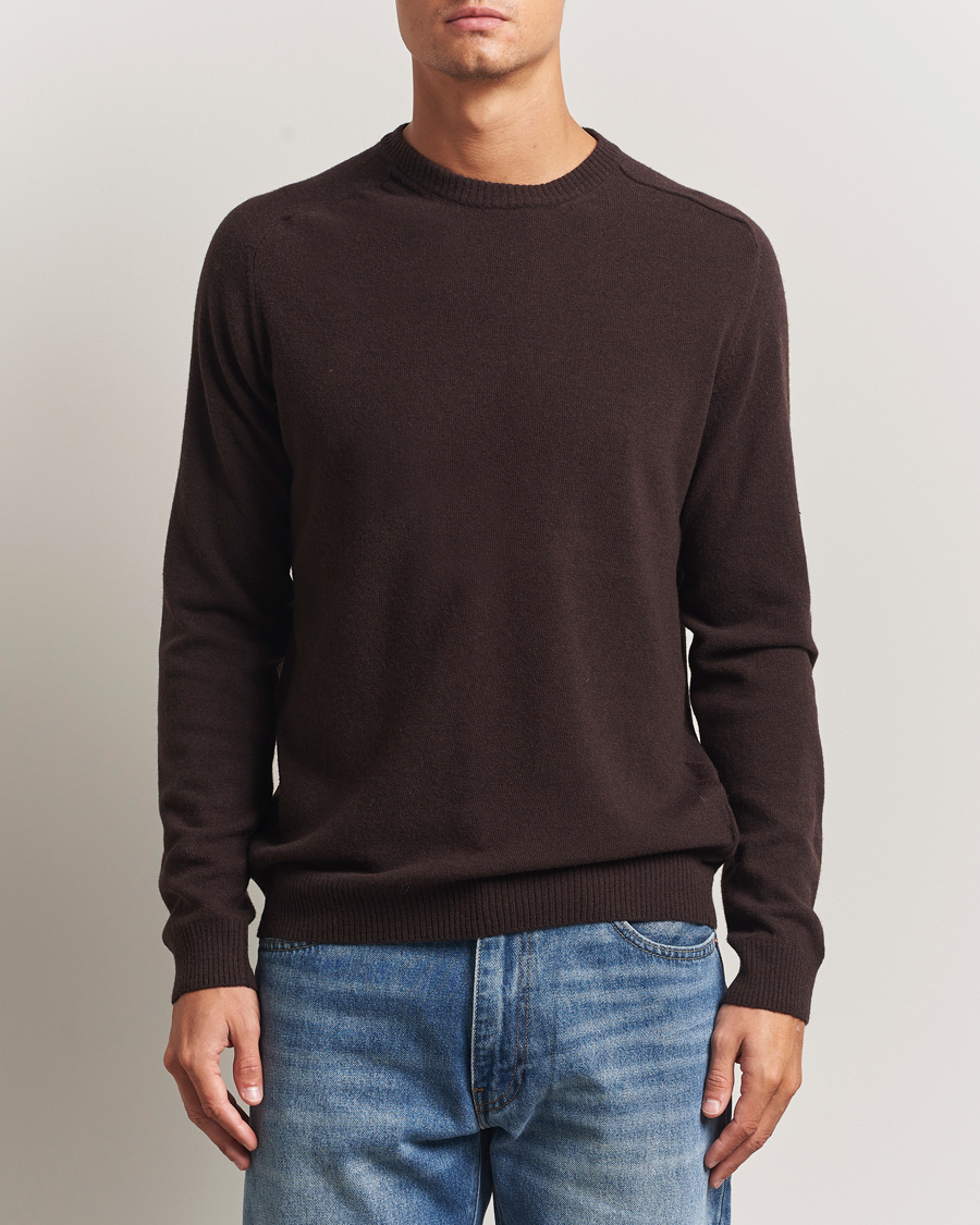 Herre | Gensere | KnowledgeCotton Apparel | Lambswool Roundneck Chocolate