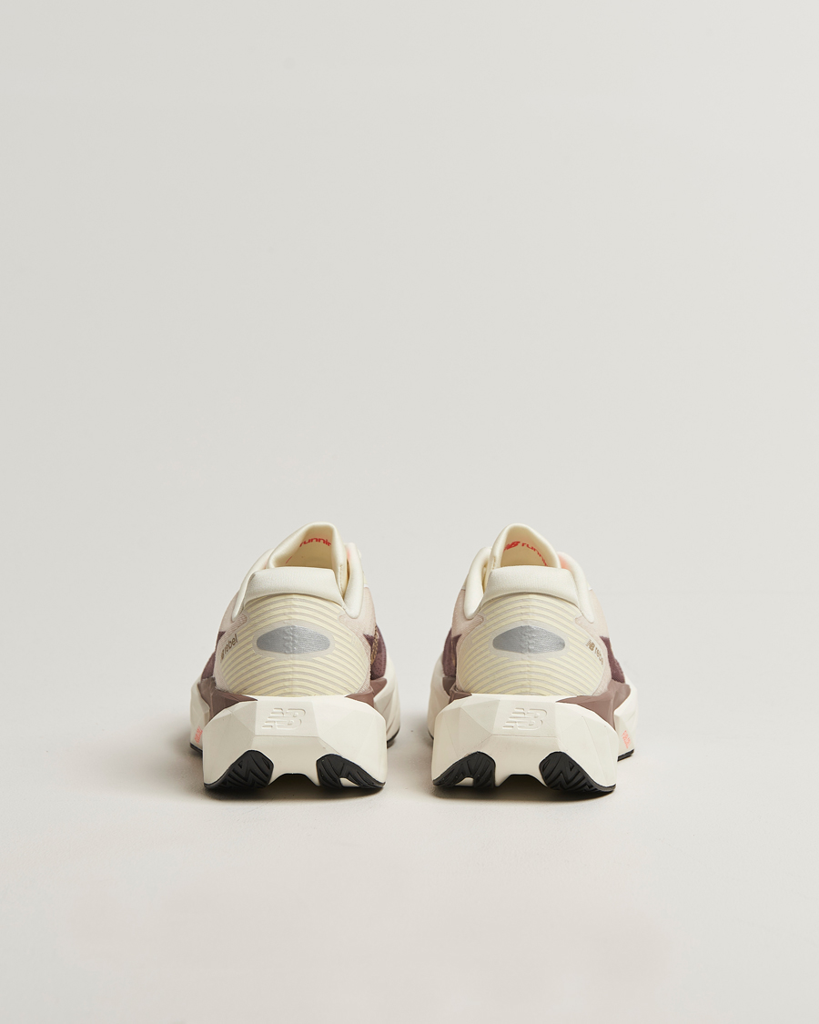 Herre | Løpesko | New Balance Running | FuelCell Rebel V5 Angora