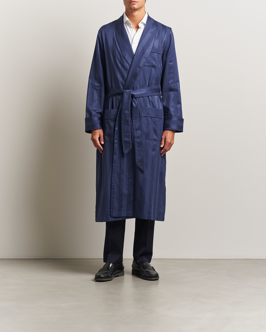Herre | Pyjamaser og badekåper | Derek Rose | Striped Cotton Dressing Gown Navy