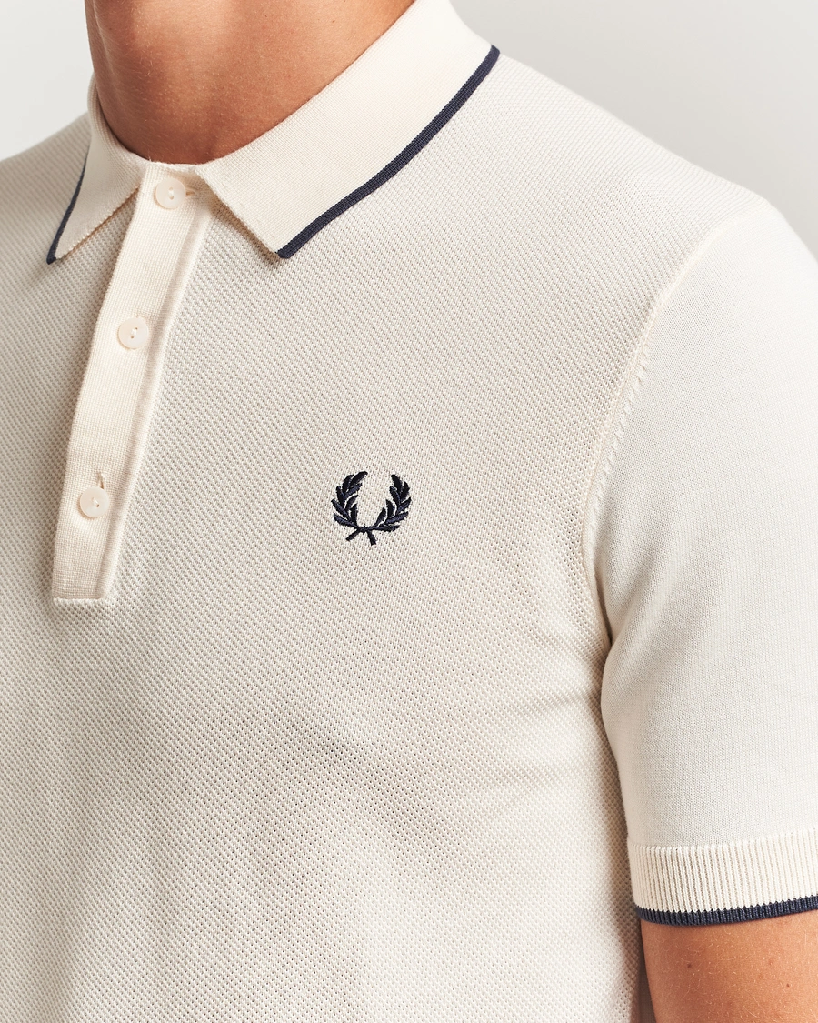 Herre | Pikéer | Fred Perry | Pique Knitted Tipped Polo Ecru