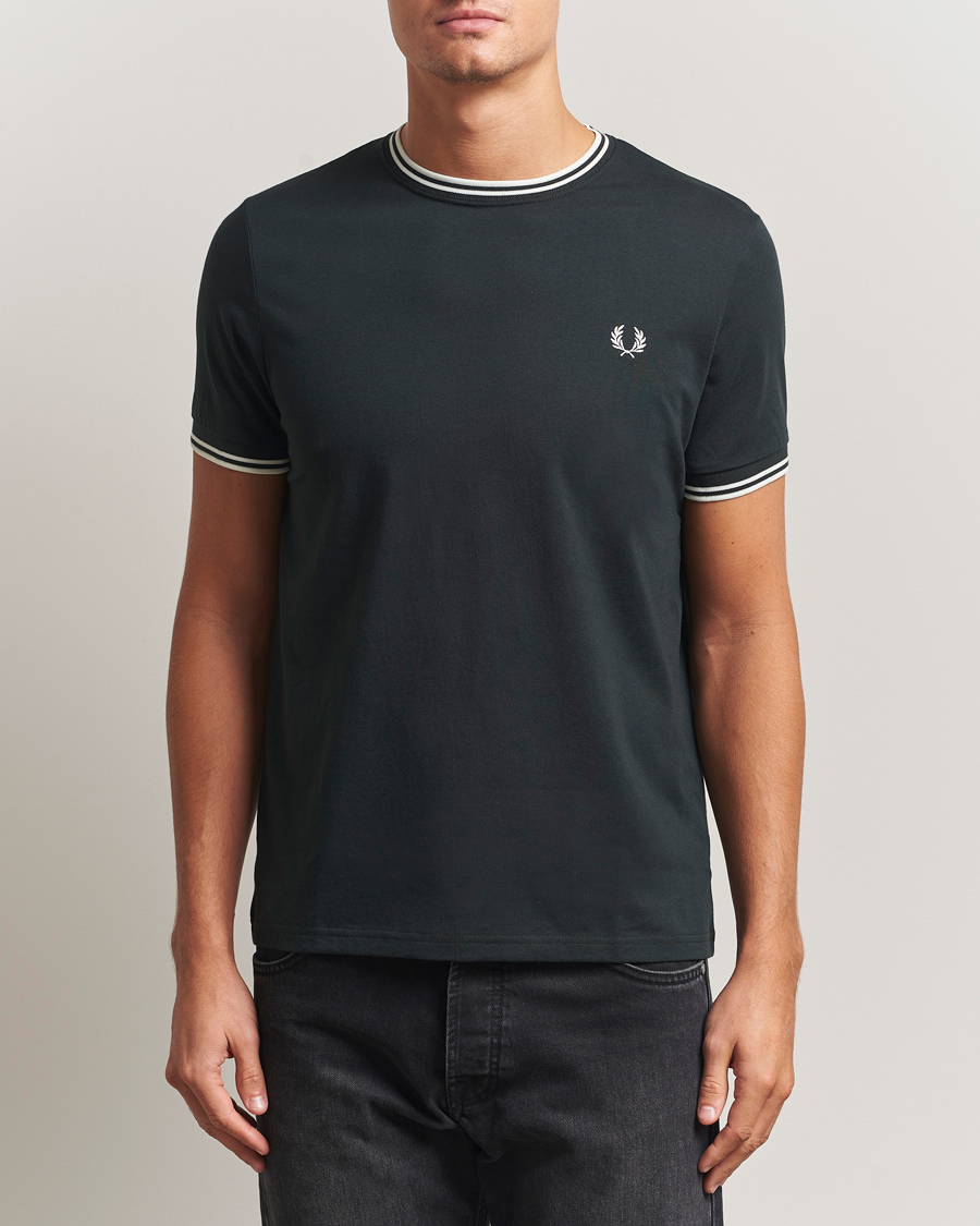 Herre | T-Shirts | Fred Perry | Twin Tipped T-Shirt Night Green