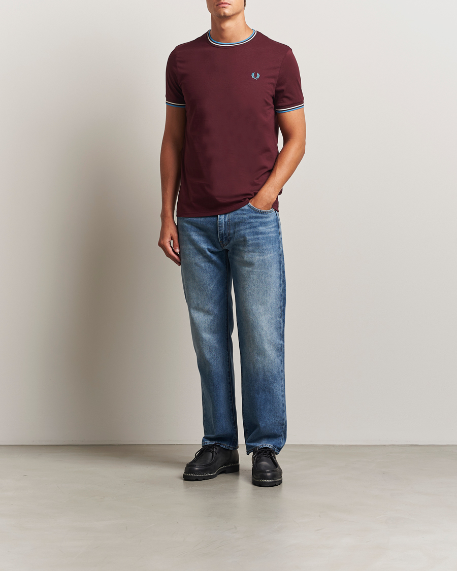 Herre | T-Shirts | Fred Perry | Twin Tipped T-Shirt Oxblood