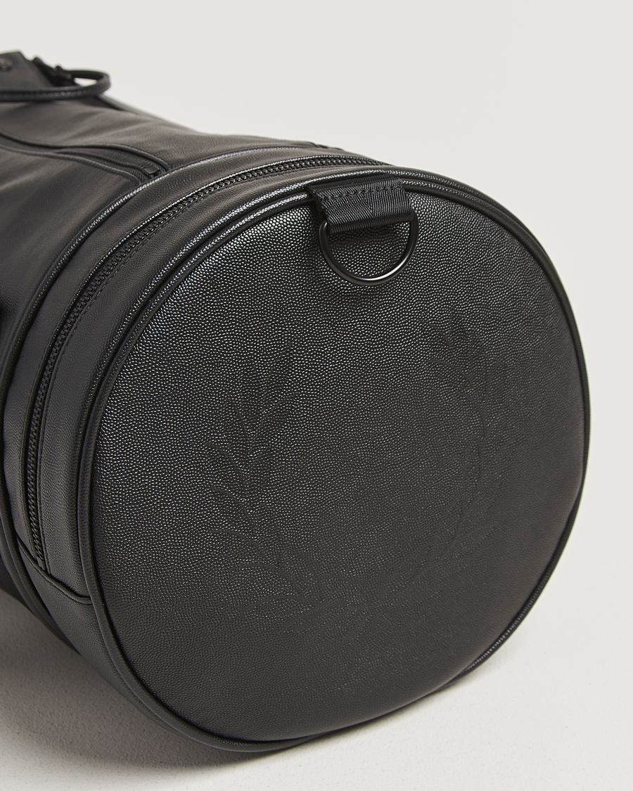Herre | Vesker | Fred Perry | Scotch Grain Leather Barrel Bag Black