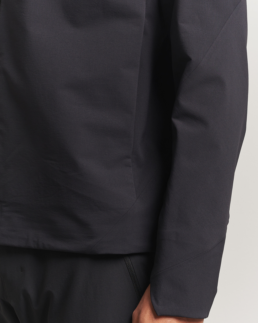 Herre | Jakker | Arc'teryx Veilance | Isogon GORE-TEX Hooded Shell Jacket Black