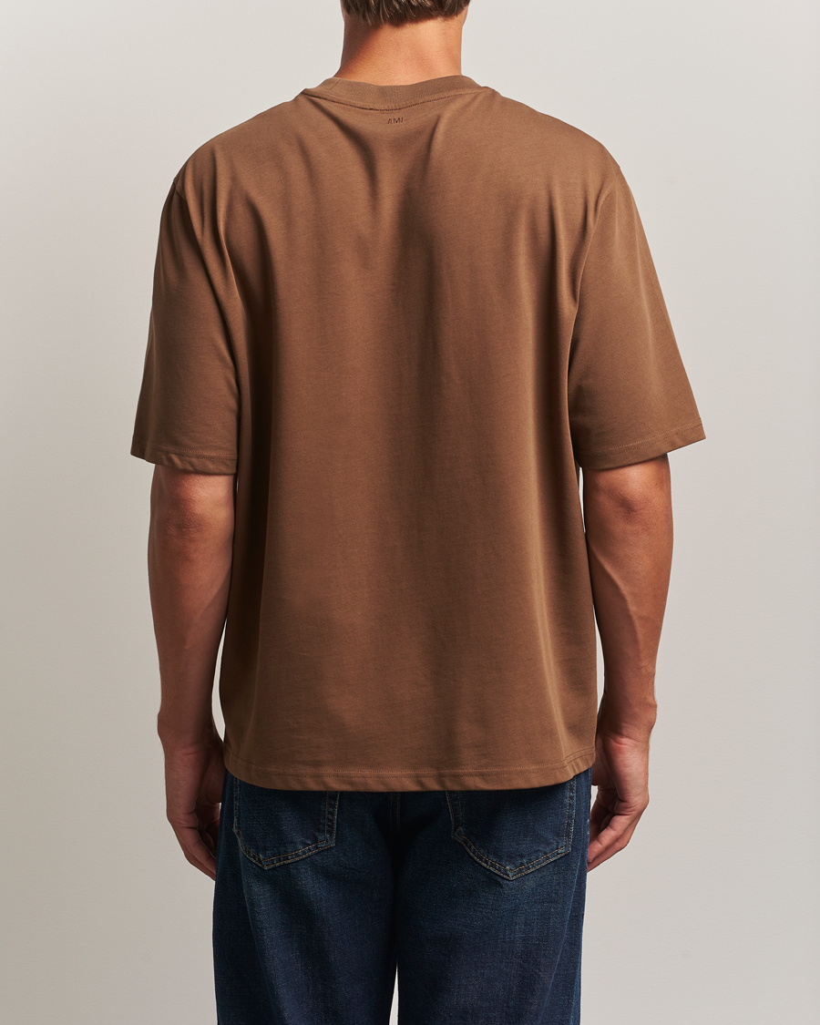 Herre | T-Shirts | AMI | Tonal Heart Logo T-Shirt Noisette