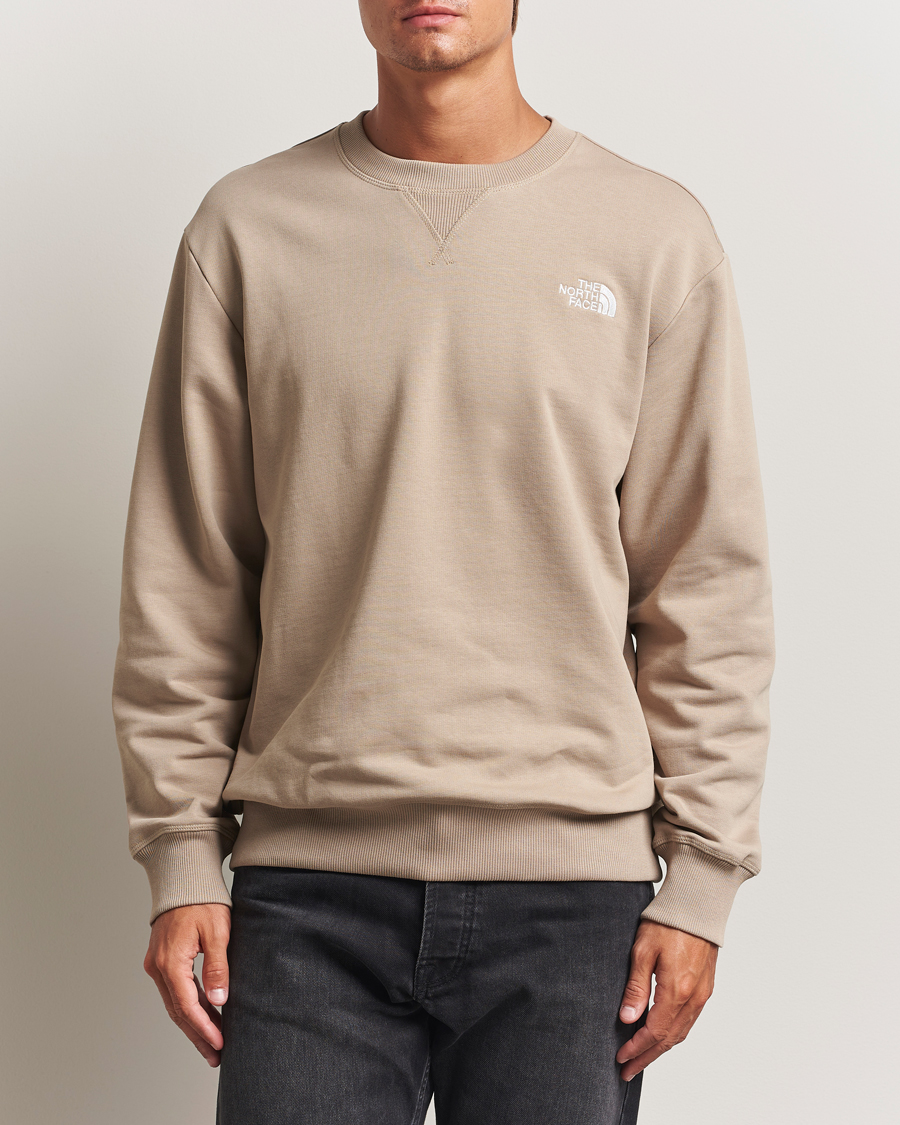 Herre | Gensere | The North Face | Essential Lite Crew Neck Beige