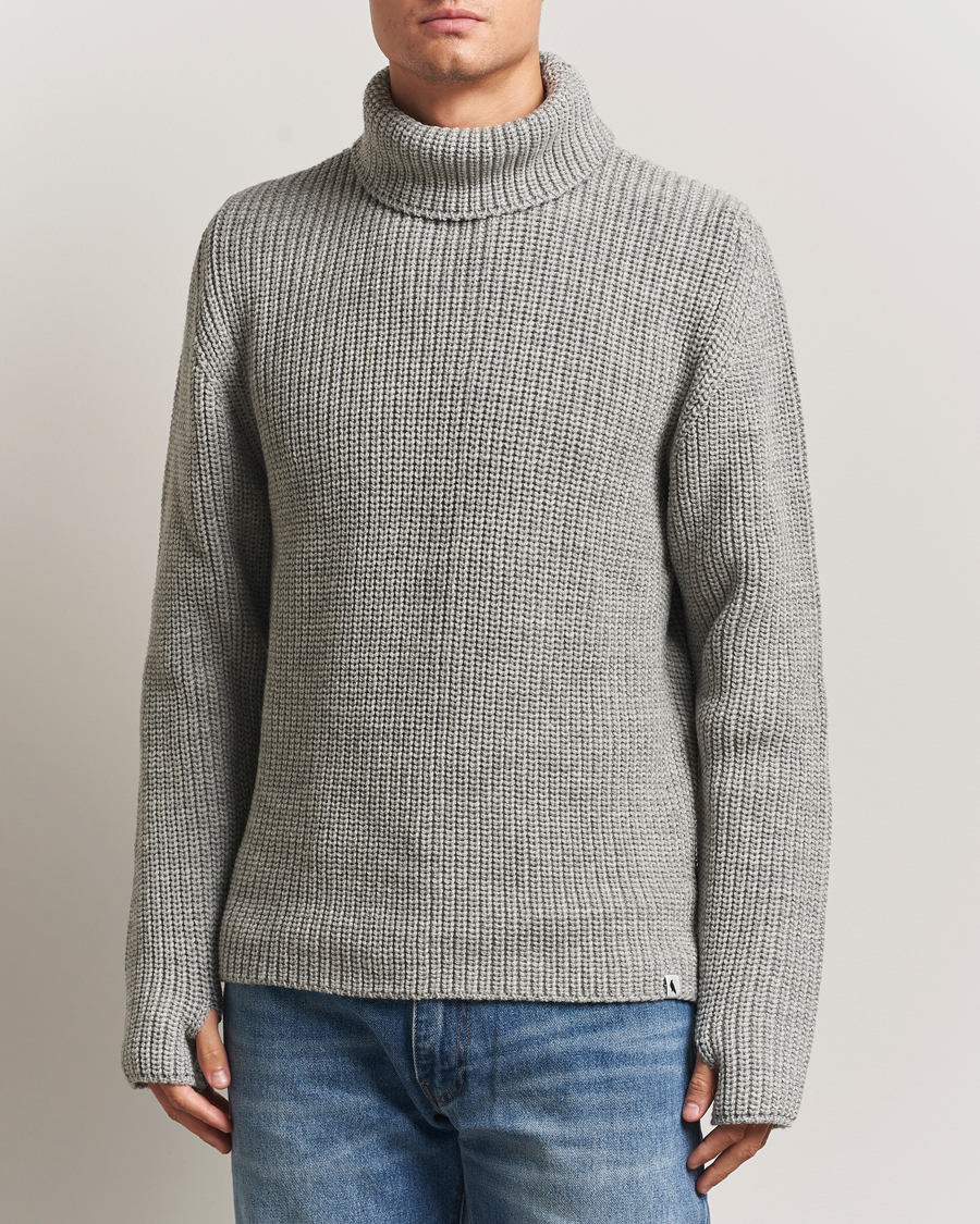 Herre | Gensere | Peregrine | Wilkinson Knitted Merino Rollneck Light Grey