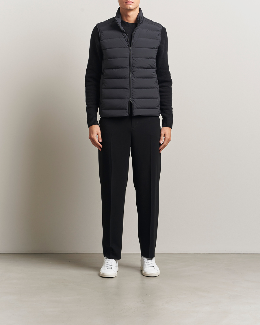 Herre | Vester | Scandinavian Edition | Ratio II Down Padded Vest Graphite