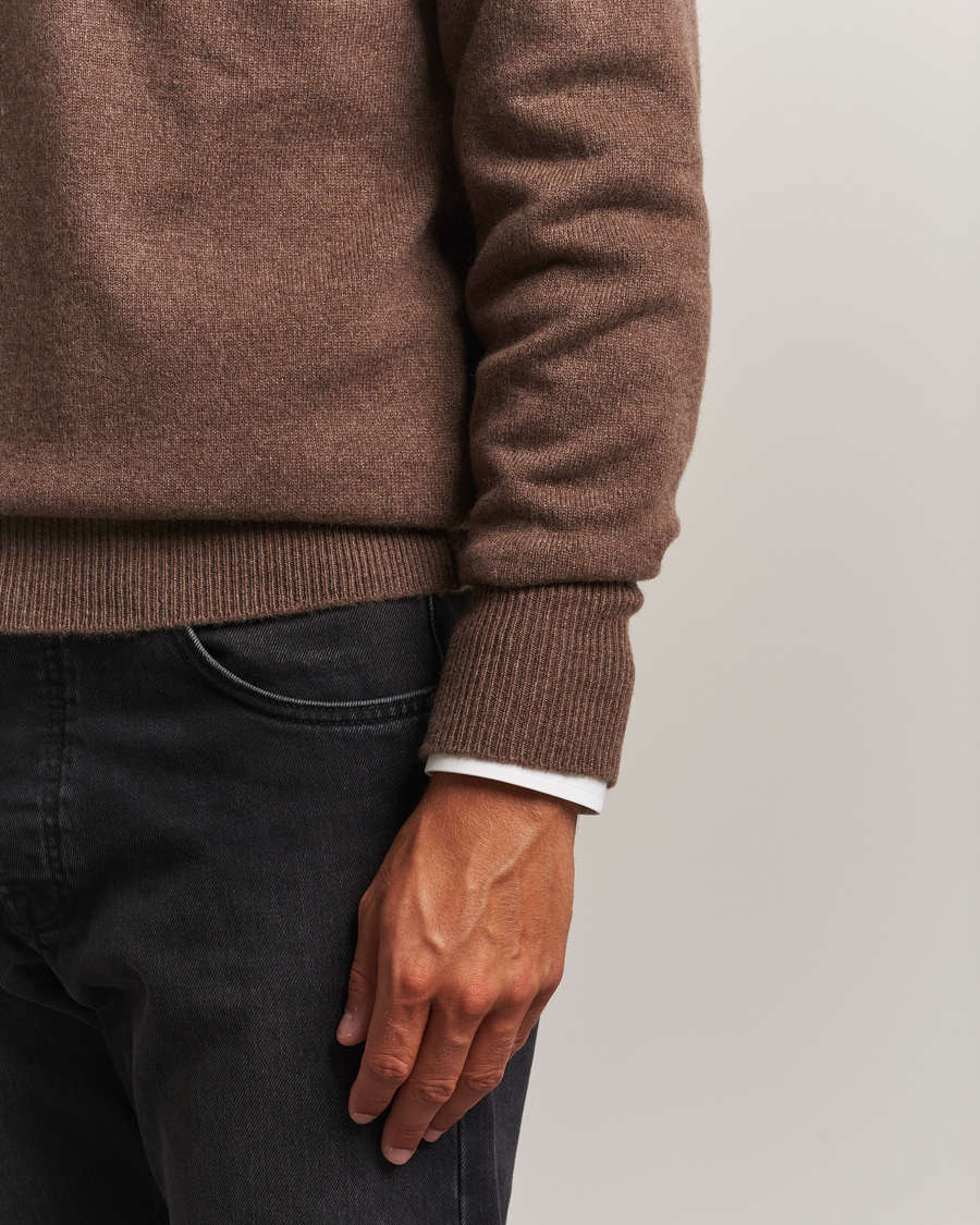 Herre | Gensere | William Lockie | Melrose Cashmere Crew Neck Mocha