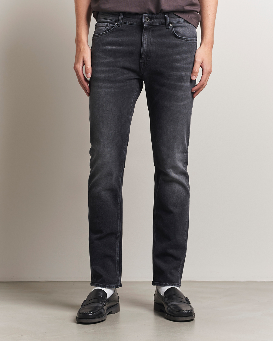 Herre | Bukser | Tiger of Sweden | Des Jeans Washed Black