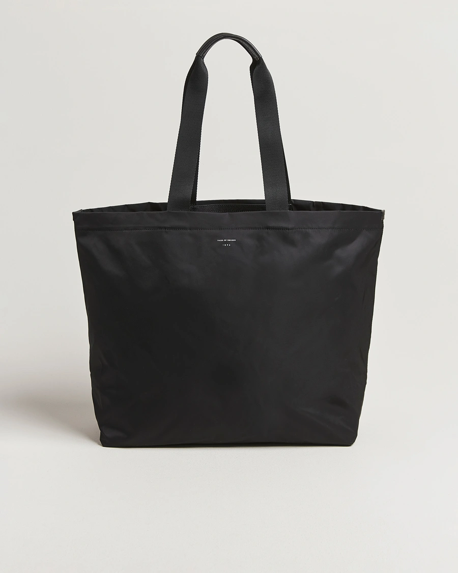 Herre | Vesker | Tiger of Sweden | Pera Nylon Tote Bag Black