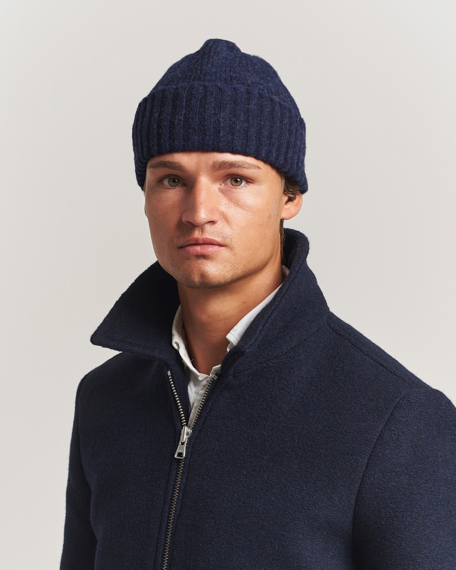 Herre | Luer | Robert Mackie | Robert MackieRona Ribbed Shaggy Lambswool BeanieBlue