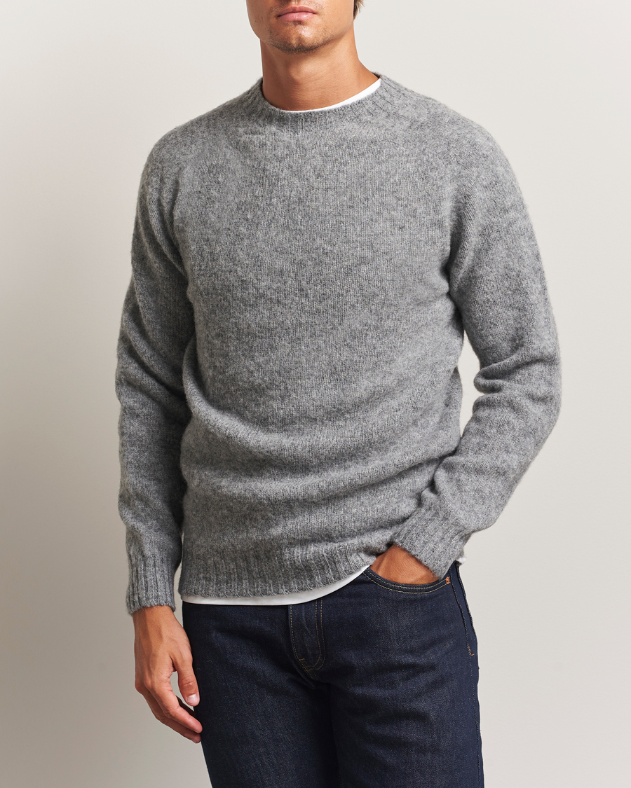 Herre | Gensere | Harley Of Scotland | Brushed Supersoft Lambswool Crewneck Mid Grey