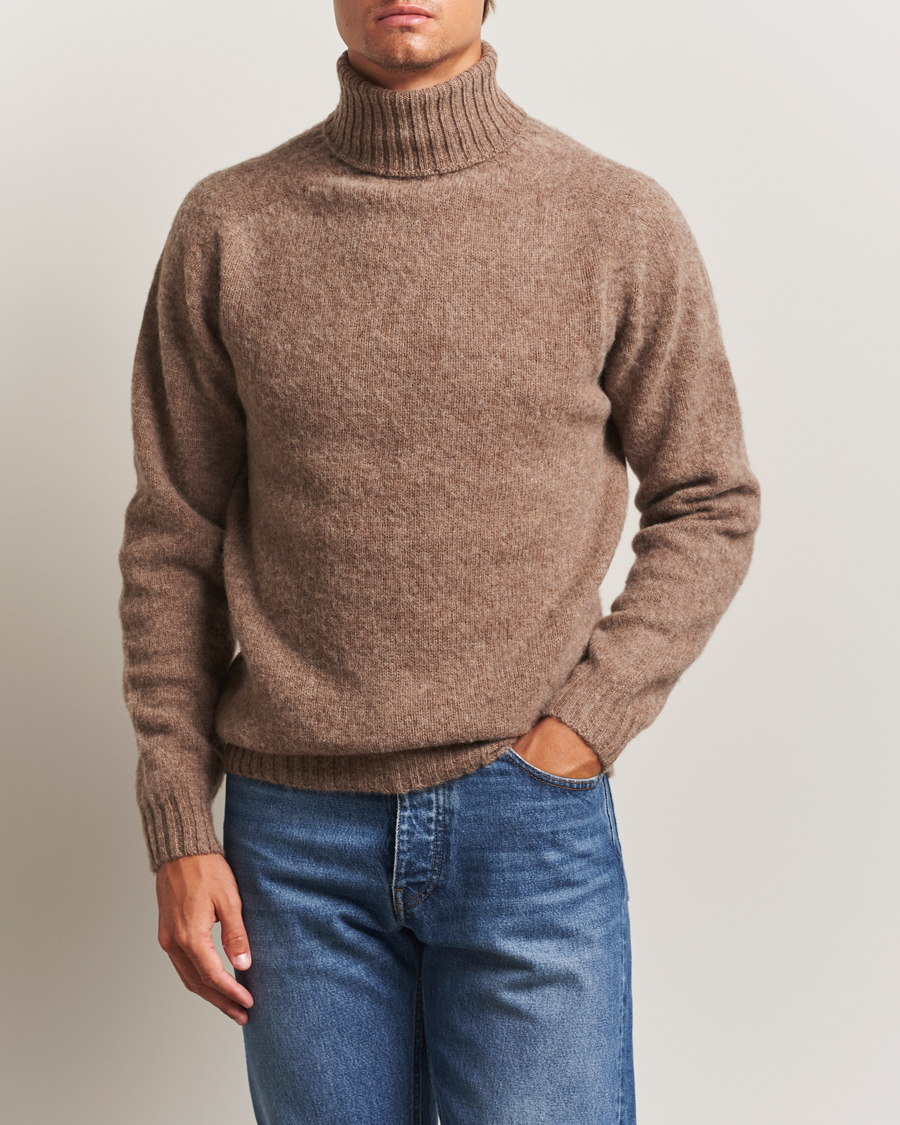 Herre | Gensere | Harley Of Scotland | Brushed Supersoft Lambswool Rollneck Tundra