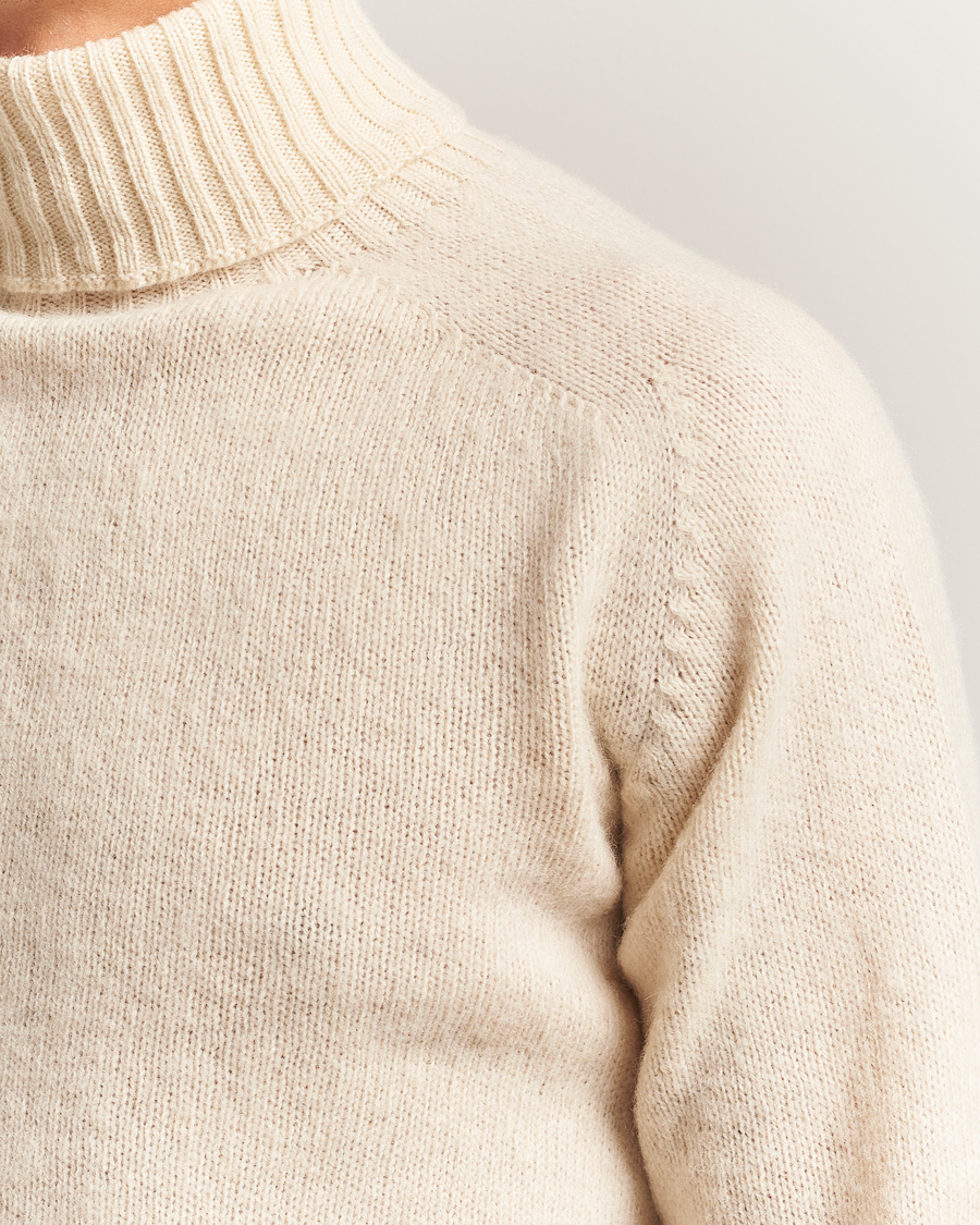 Herre | Gensere | Harley Of Scotland | Brushed Supersoft Lambswool Rollneck Vanilla