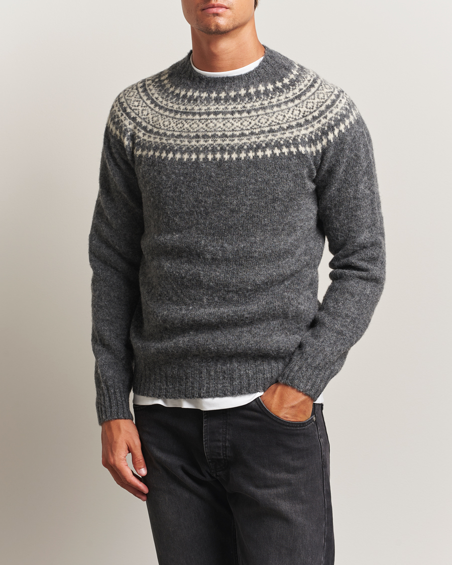 Herre | Gensere | Harley Of Scotland | Brushed Supersoft Lambswool Yolk Fairisle Grey