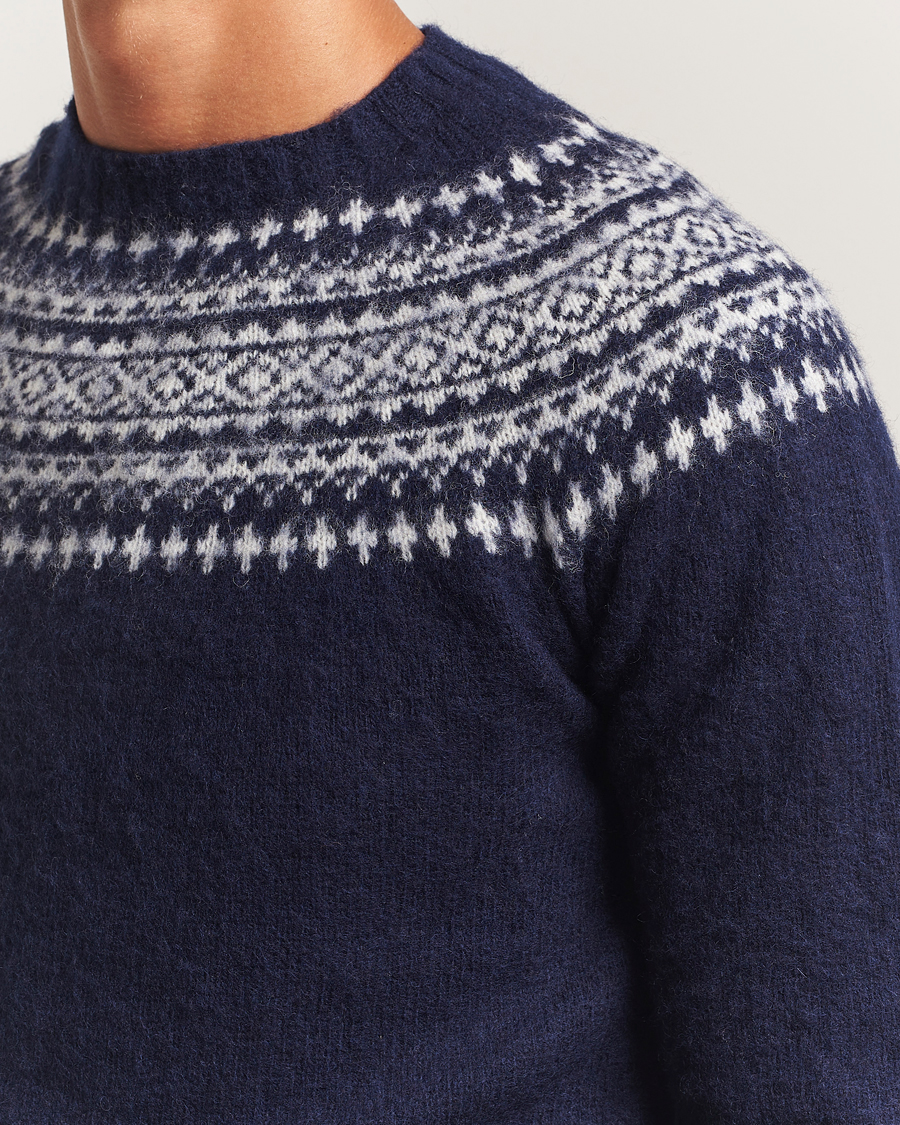 Herre | Gensere | Harley Of Scotland | Brushed Supersoft Lambswool Yolk Fairisle Navy