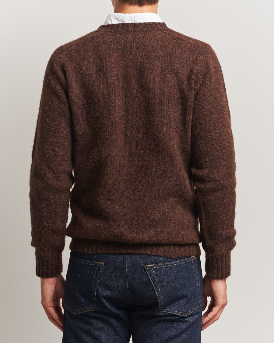 Herre | Gensere | Harley Of Scotland for Care of Carl | Brushed Supersoft Lambswool V-Neck Brown