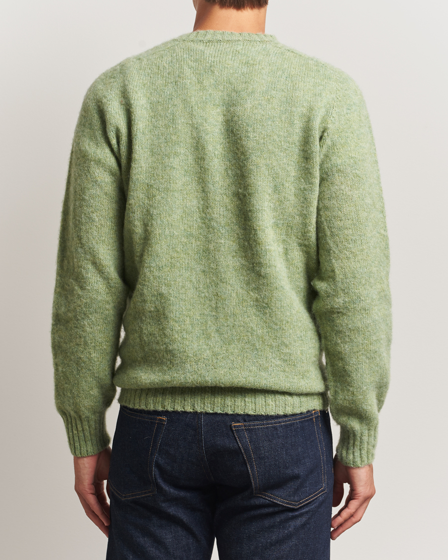 Herre | Gensere | Harley Of Scotland | Brushed Supersoft Lambswool V-Neck Light Green